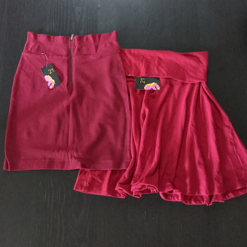 NWT 2 Forever 21 red mini skirts pencil zipper and circle skirt